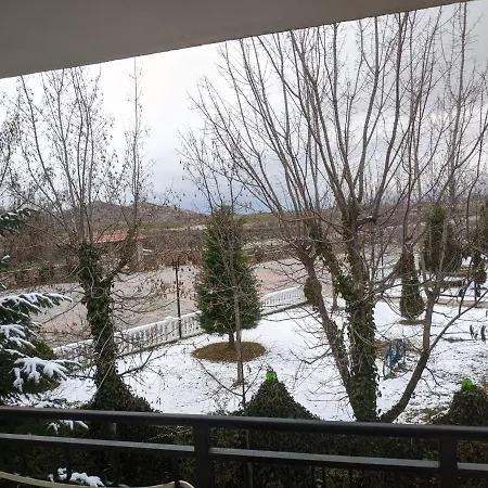Hotell Kompleksi Porta E Gurte Korce *