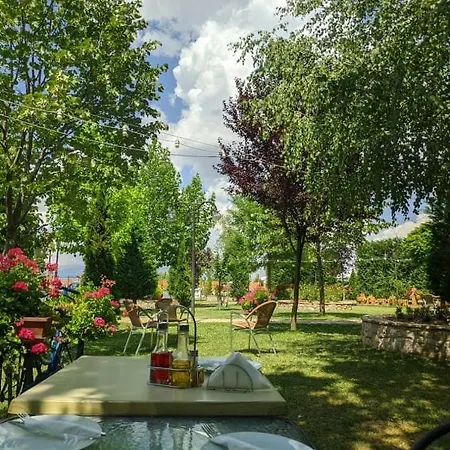 Hotell Kompleksi Porta E Gurte Korce