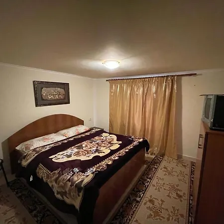 Hotell Kompleksi Porta E Gurte Korce Turan