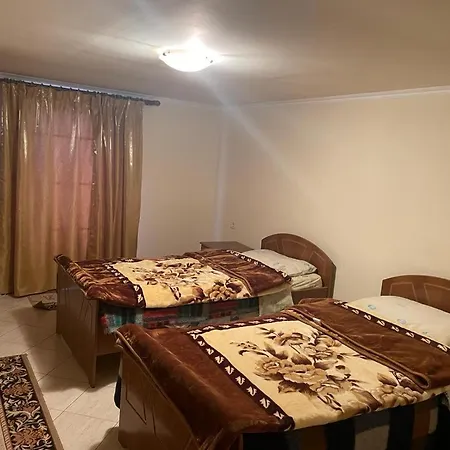 Hotell Kompleksi Porta E Gurte Korce *
